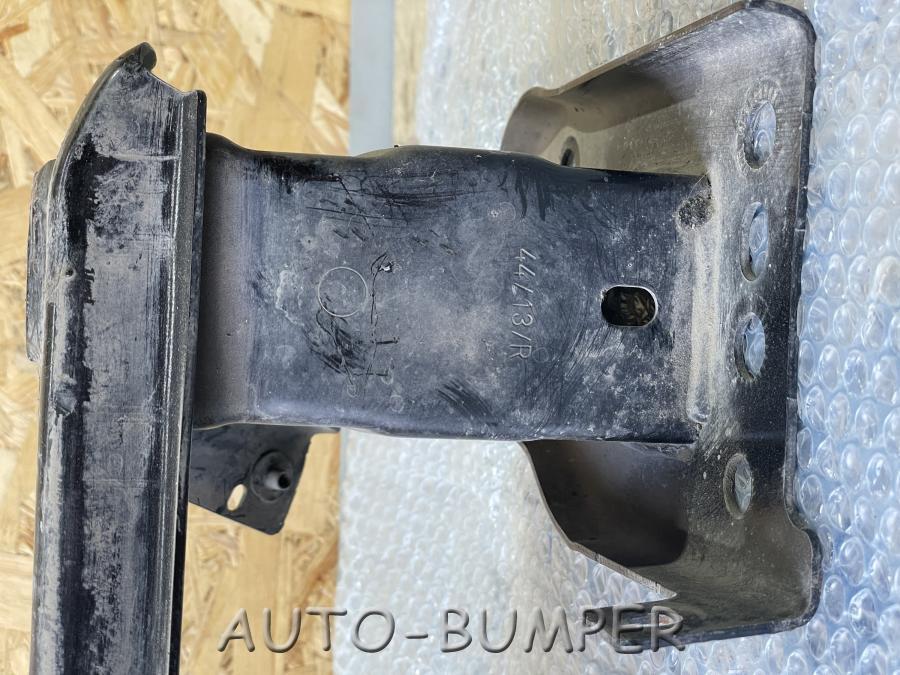 Volkswagen Tiguan 2007-2011 Усилитель переднего бампера 5N0807109F, 5N0807109
